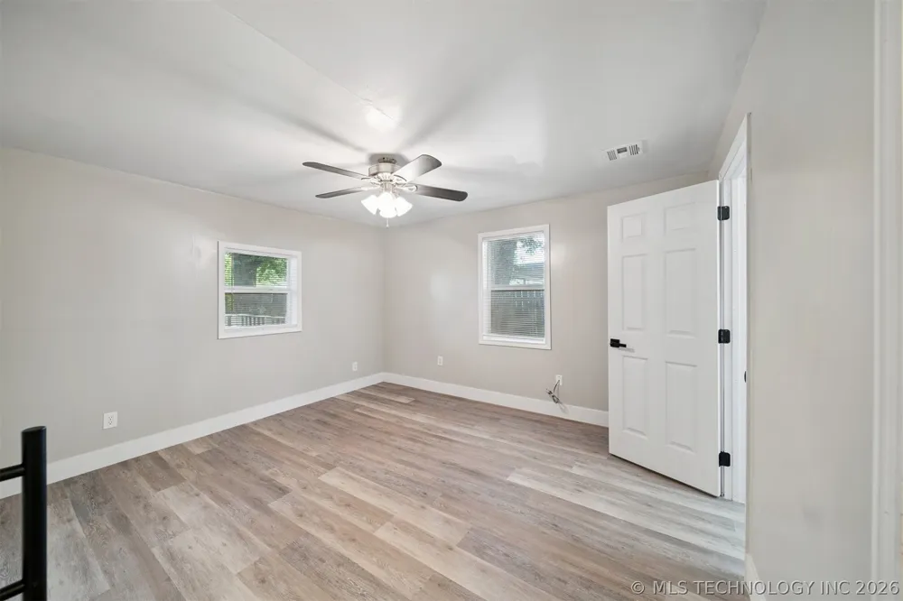 15 S Mayes Street Pryor, OK 74361
