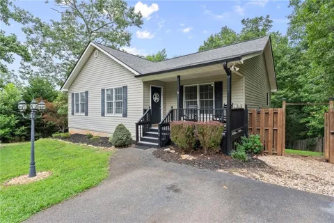 92 Cedar Springs Lane
