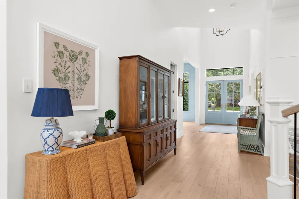 215 W 34th Street Houston, TX 77018