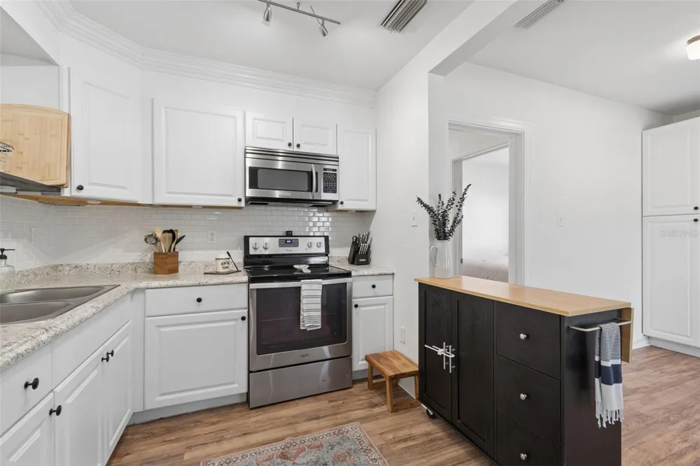 4924 45TH AVENUE St Petersburg, FL 33709