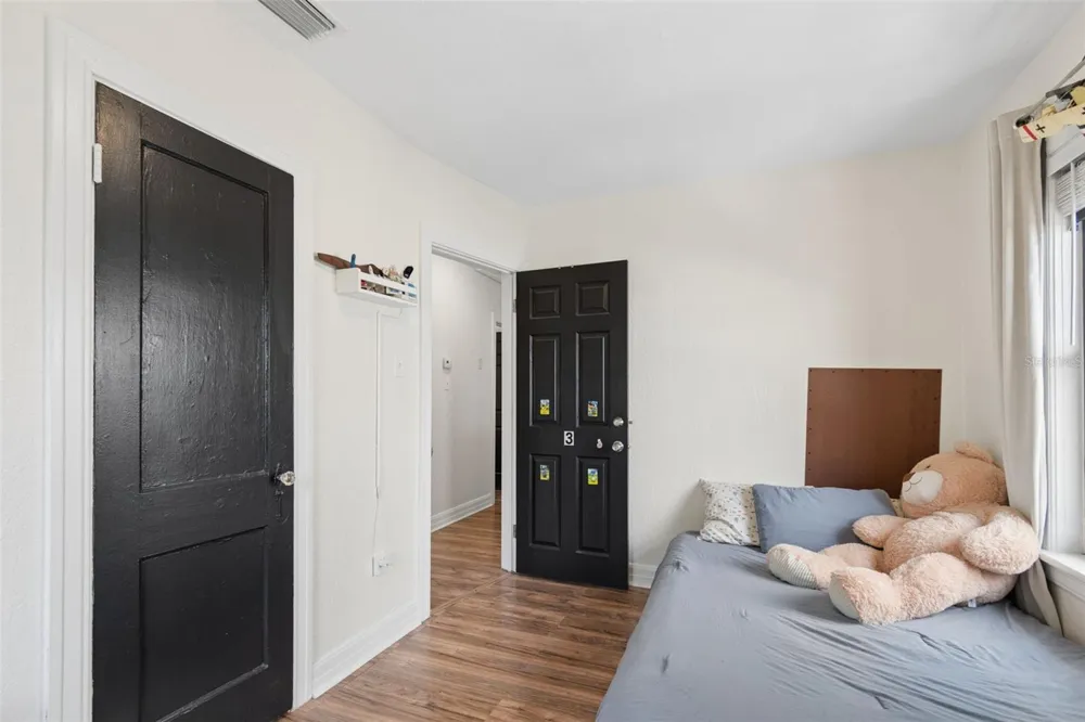 4924 45TH AVENUE St Petersburg, FL 33709