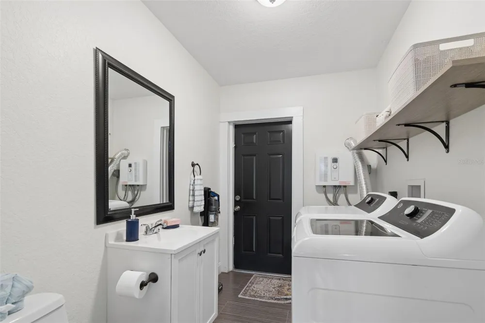 4924 45TH AVENUE St Petersburg, FL 33709