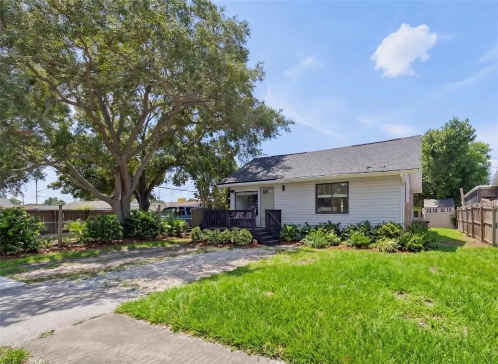 4924 45TH AVENUE St Petersburg, FL 33709