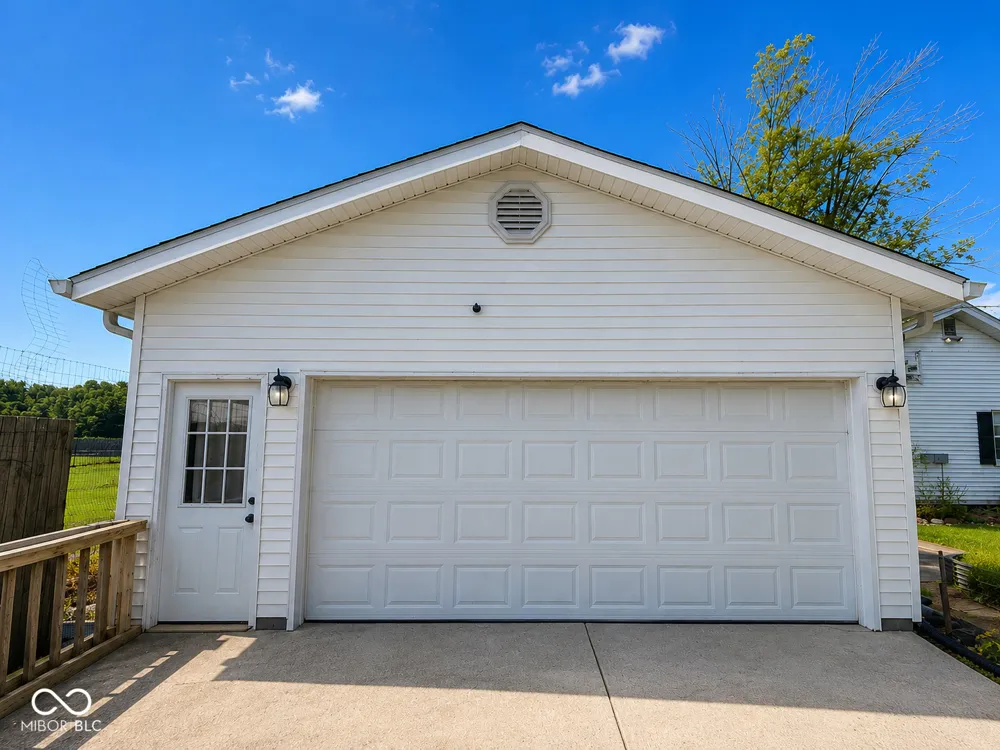 11983 Wellman Road Stilesville, IN 46180