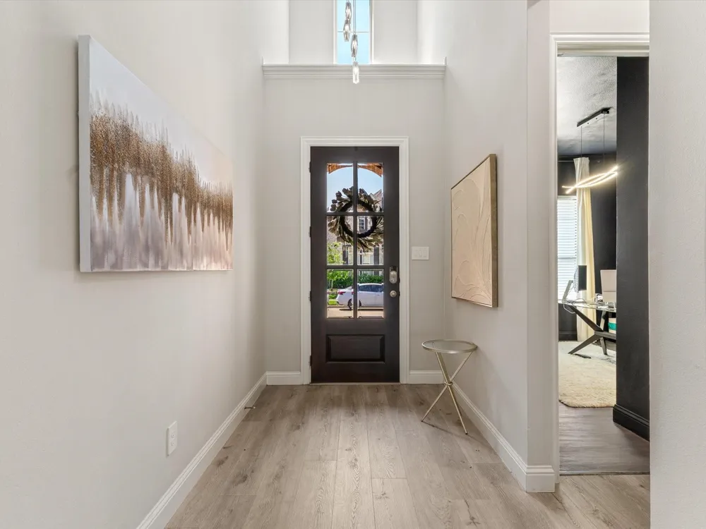 1815 Gresham Drive Farmers Branch, TX 75234