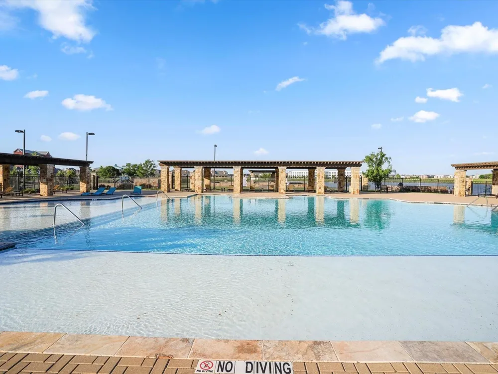 1815 Gresham Drive Farmers Branch, TX 75234