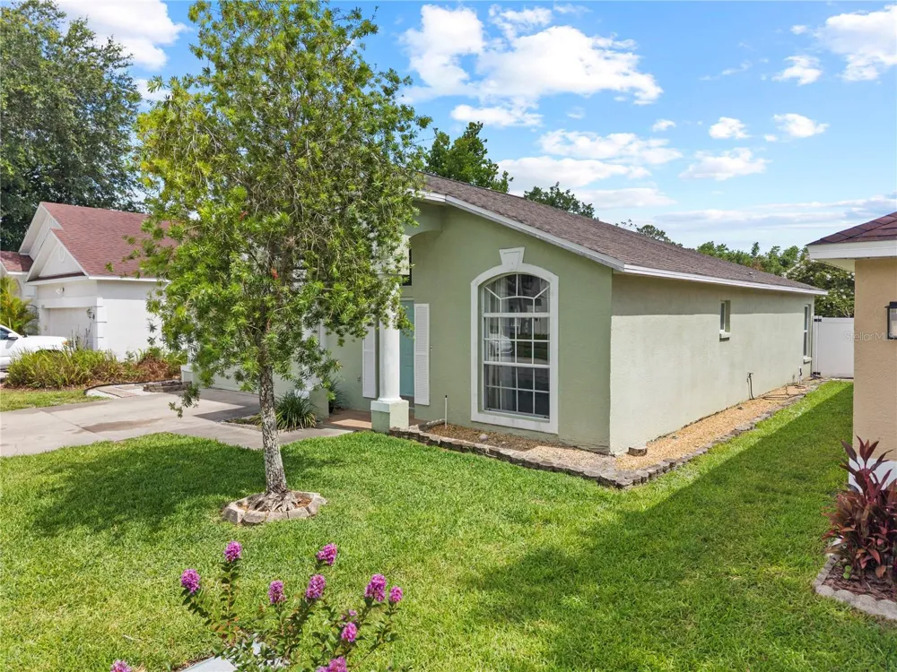 25237 SEVEN RIVERS CIRCLE Land O Lakes, FL 34639