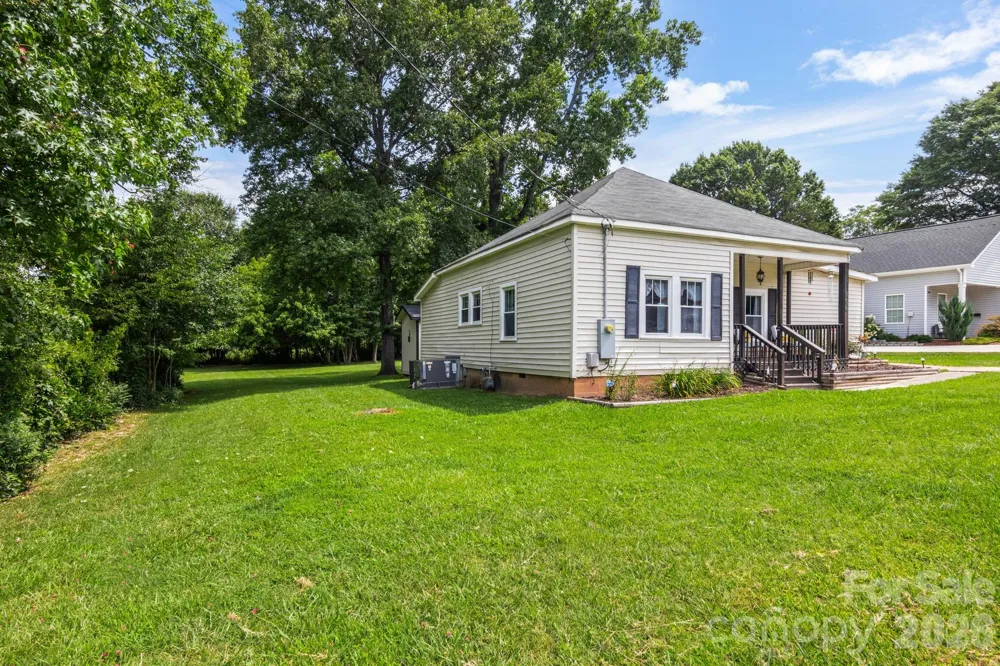 108 Richland Street Clover, SC 29710