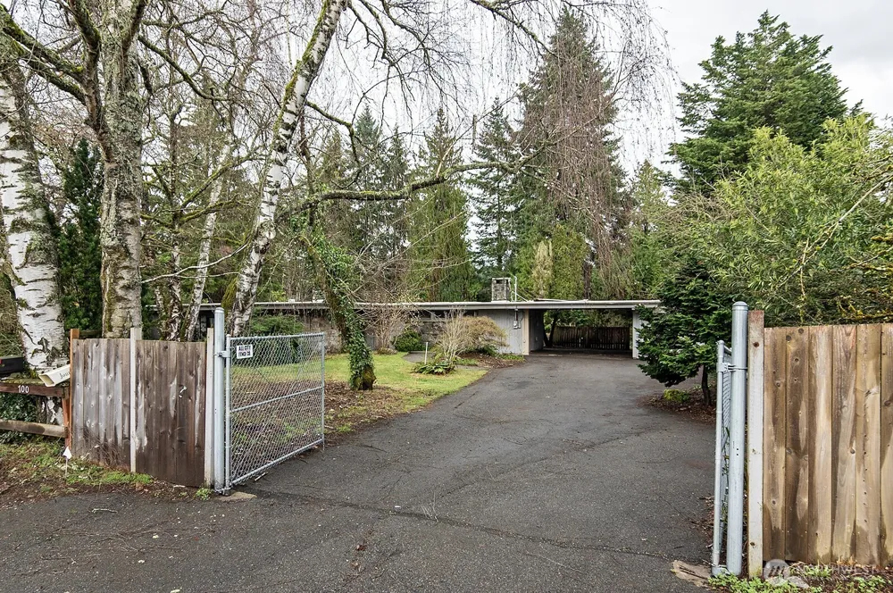 700 Reiten Road Kent, WA 98030