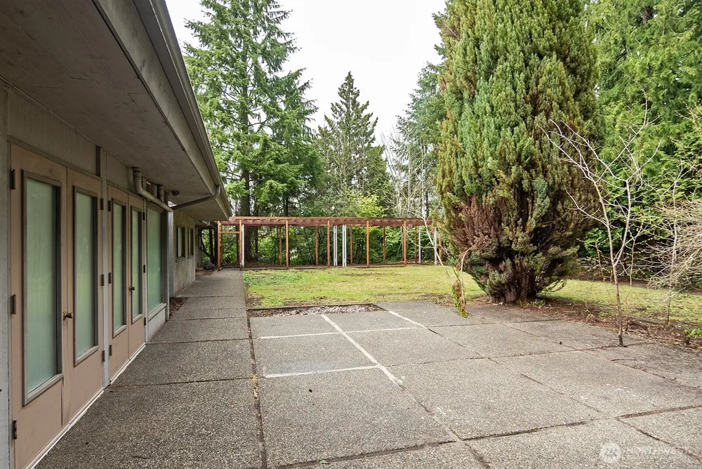 700 Reiten Road Kent, WA 98030