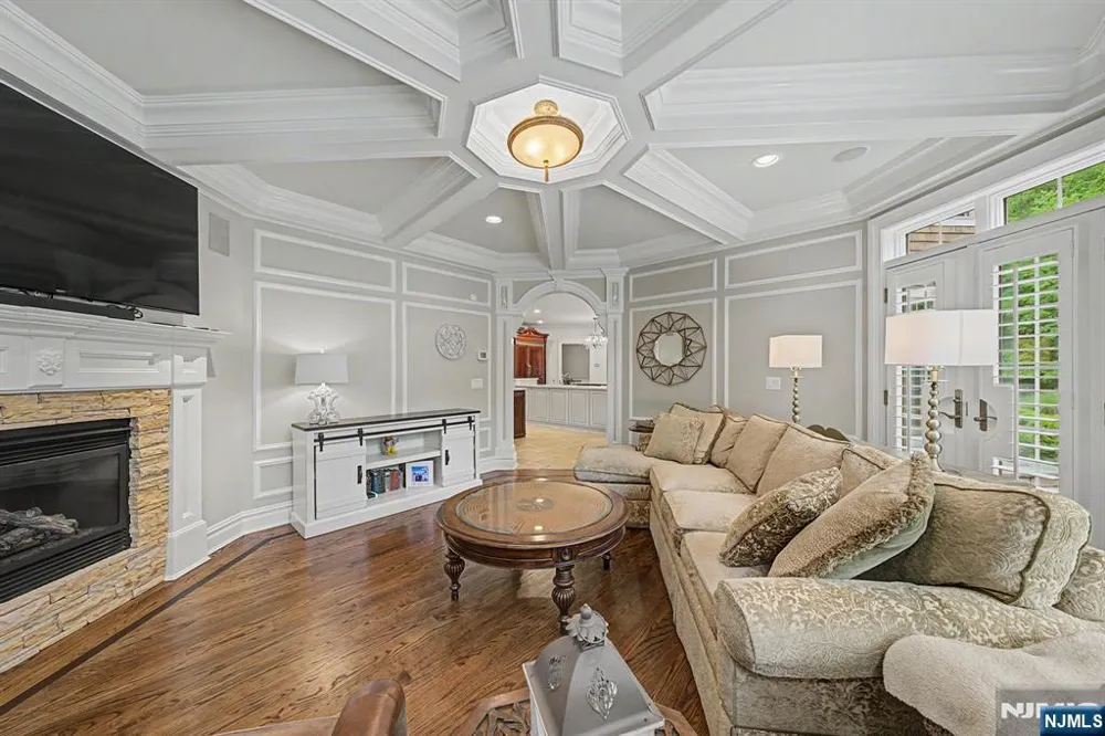30 FRED Street Old Tappan, NJ 07675