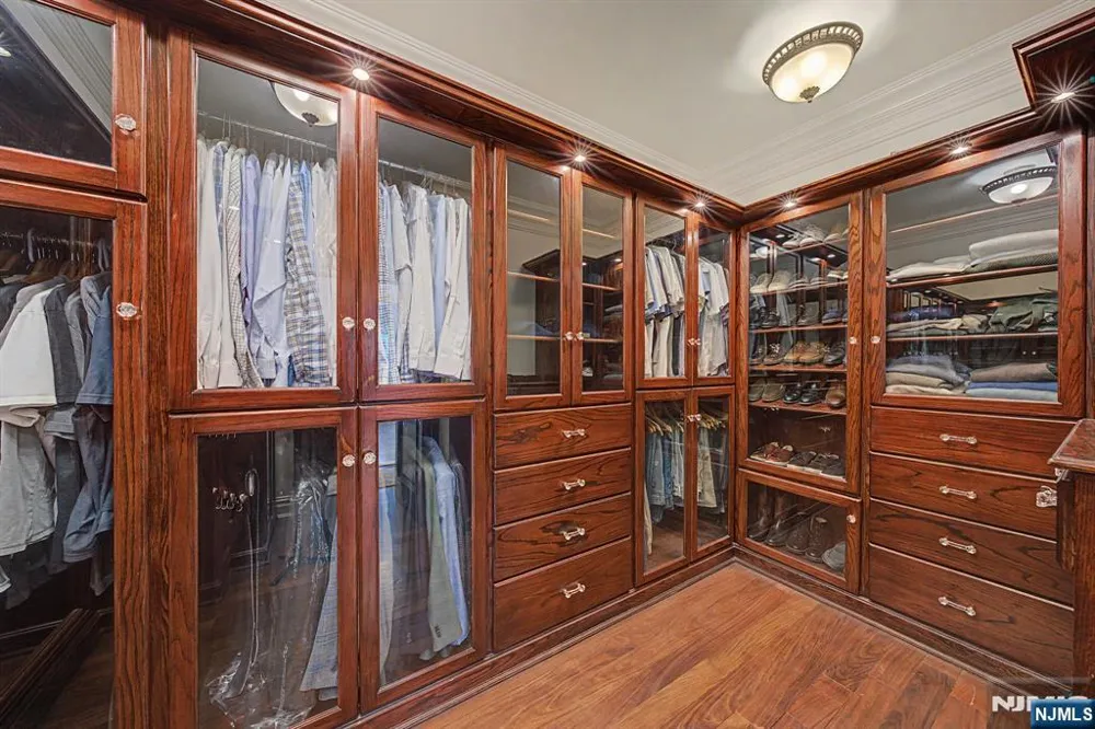 30 FRED Street Old Tappan, NJ 07675