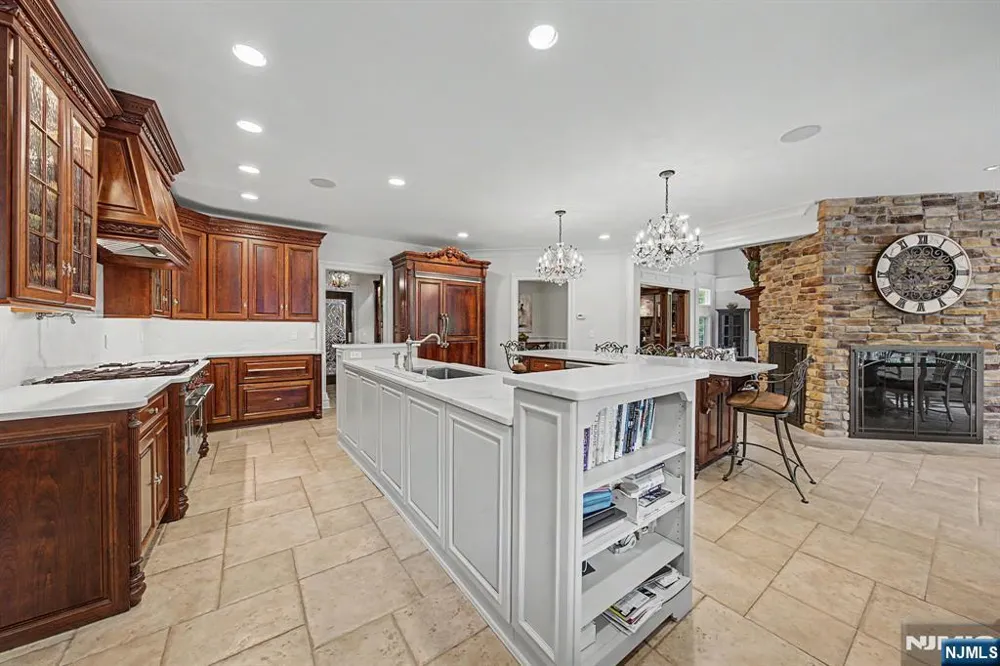 30 FRED Street Old Tappan, NJ 07675