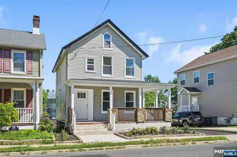 293 1st Street