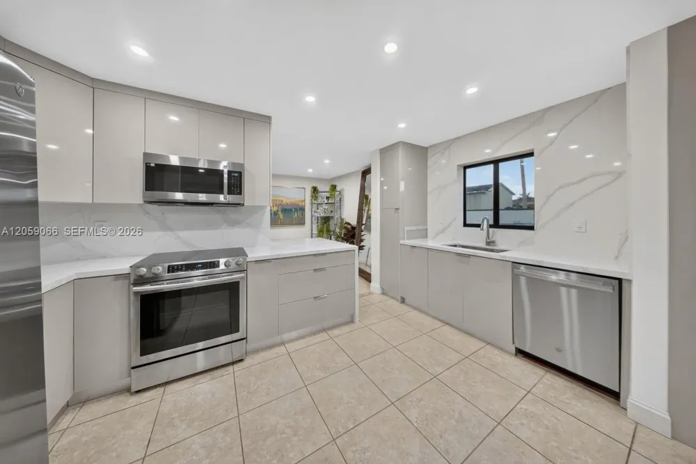 12510 SW 95th Ter Miami, FL 33186