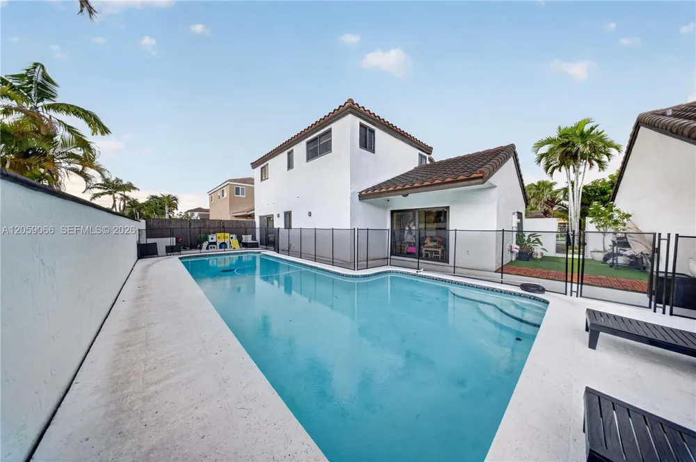 12510 SW 95th Ter Miami, FL 33186