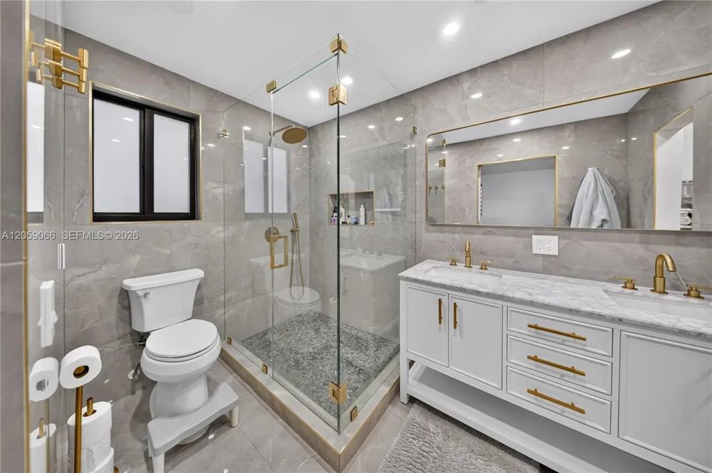 12510 SW 95th Ter Miami, FL 33186