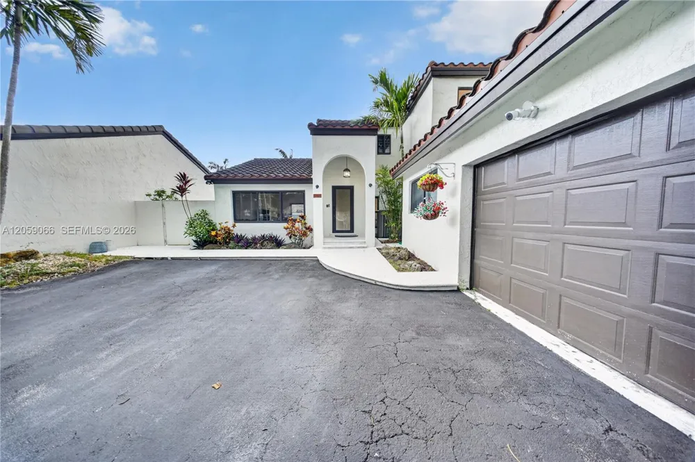 12510 SW 95th Ter Miami, FL 33186