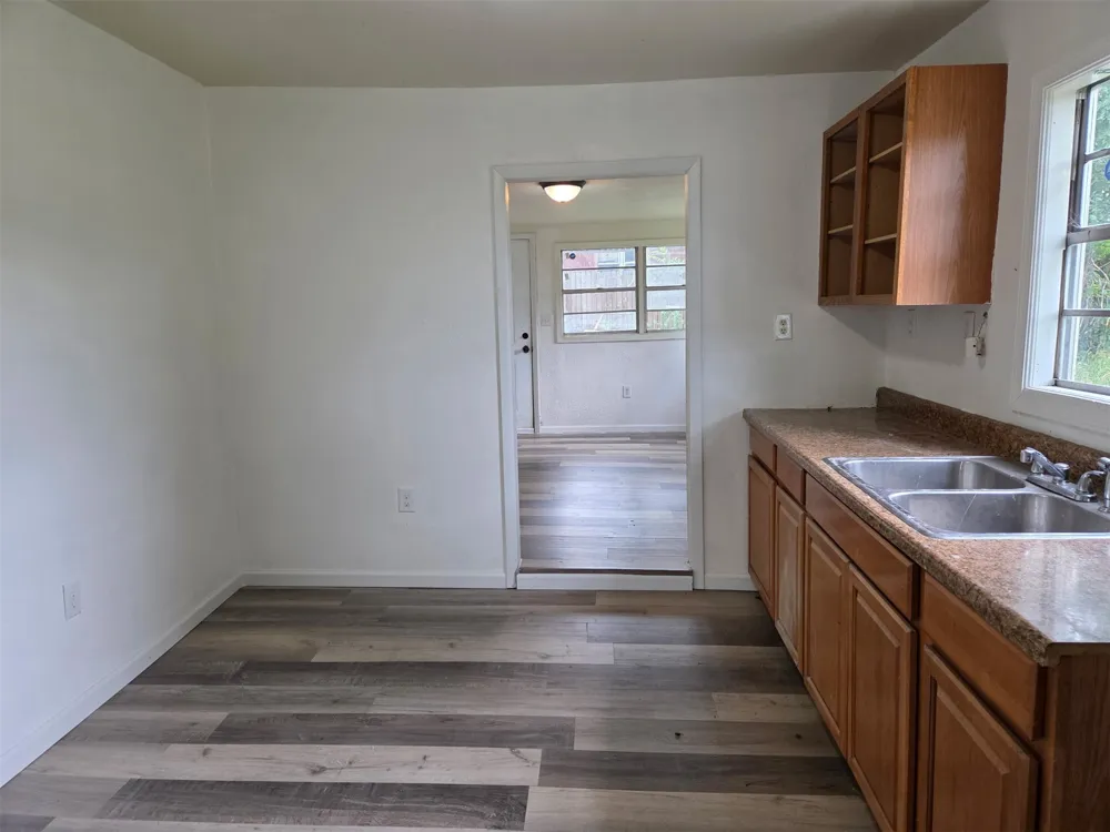 453 NE Elmhurst Avenue Bartlesville, OK 74006