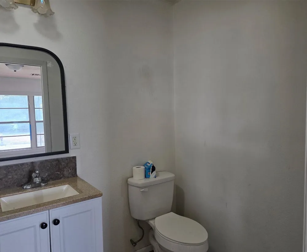 453 NE Elmhurst Avenue Bartlesville, OK 74006