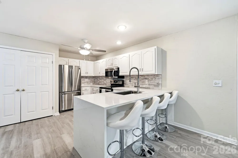 12017 Baywoods Drive Tega Cay, SC 29708
