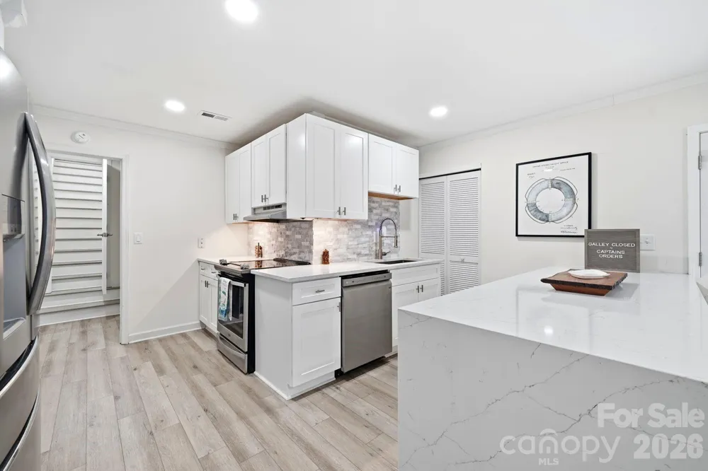 12017 Baywoods Drive Tega Cay, SC 29708