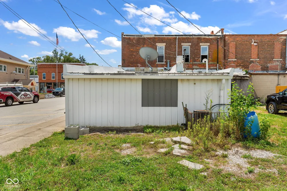 204 Meridian Street Roachdale, IN 46172