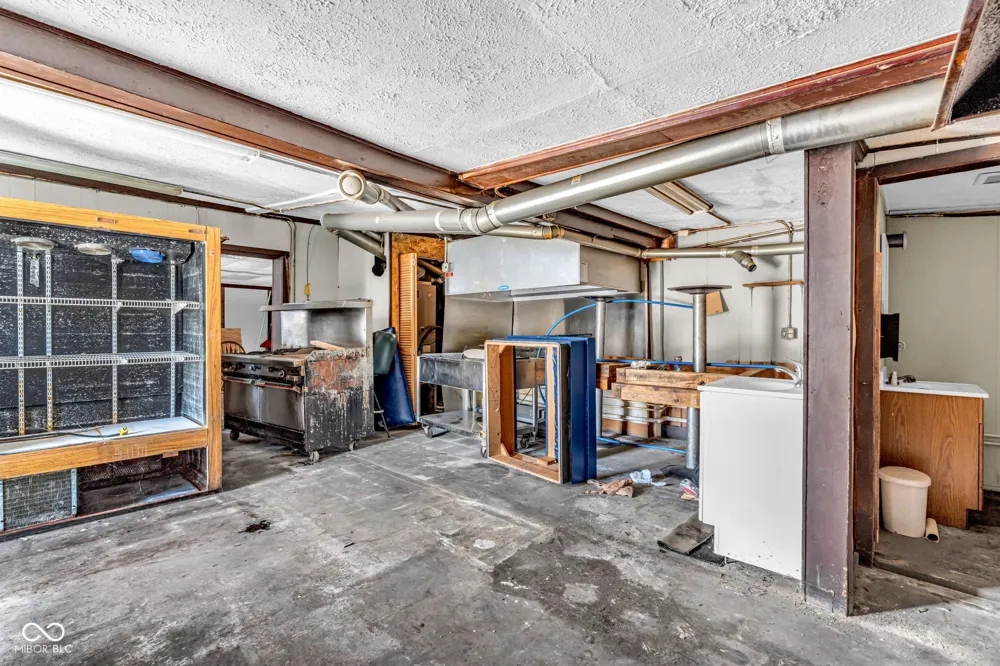 204 Meridian Street Roachdale, IN 46172