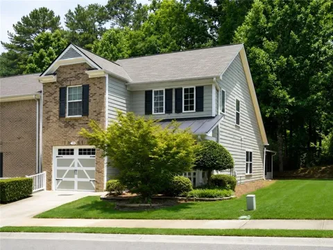 126 Oakview Passage