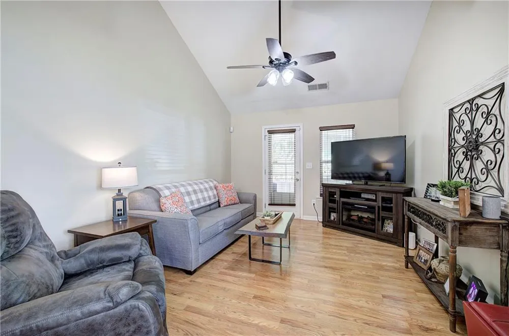 126 Oakview Passage Canton, GA 30114