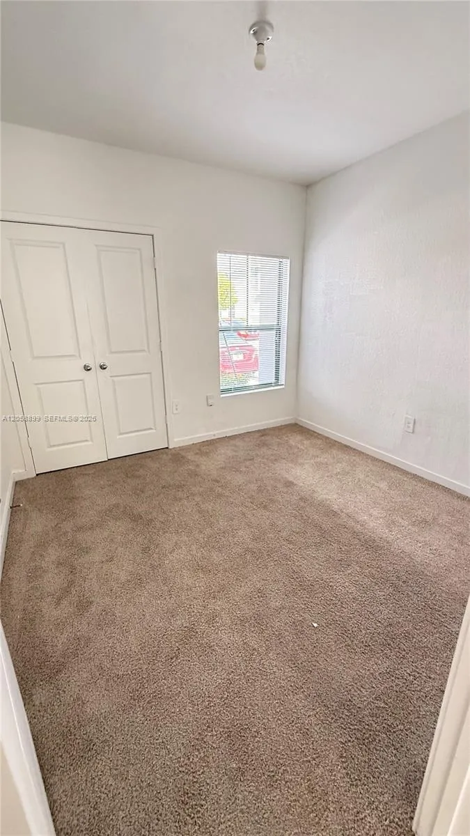322 NE 1st Dr Florida City, FL 33034
