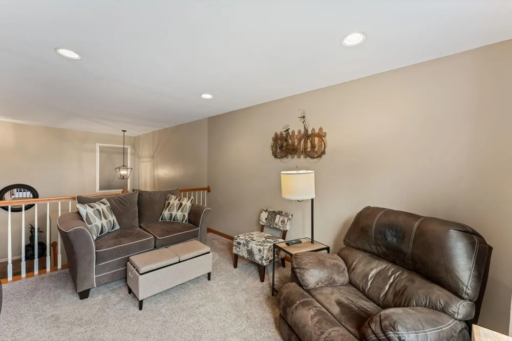 1208 Timber Way Stillwater, MN 55082