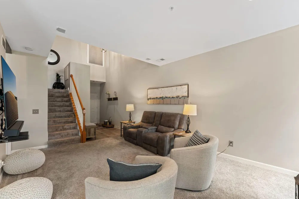 1208 Timber Way Stillwater, MN 55082
