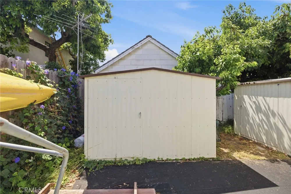 25545 Alliene Lomita, CA 90717