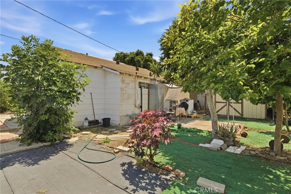 25545 Alliene Lomita, CA 90717