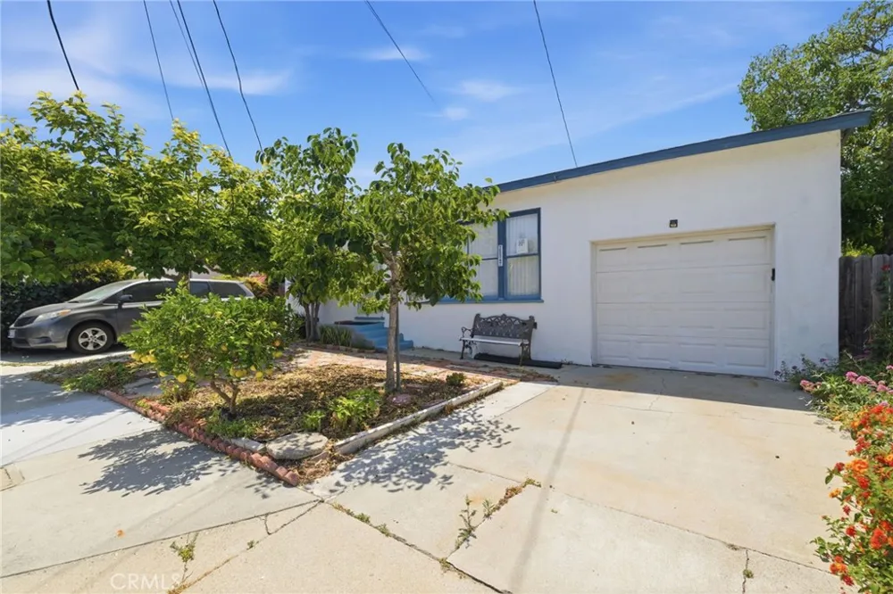 25545 Alliene Lomita, CA 90717