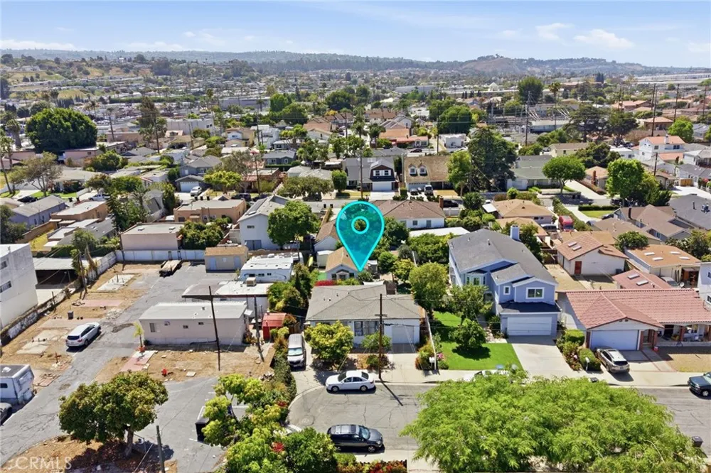 25545 Alliene Lomita, CA 90717