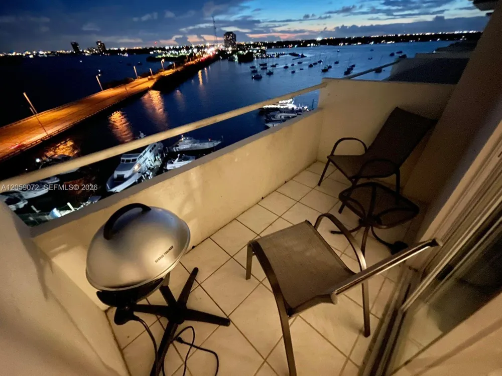 7904 West Dr #1010 North Bay Village, FL 33141