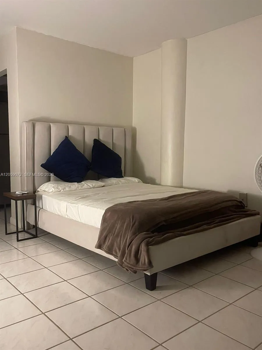 7904 West Dr #1010 North Bay Village, FL 33141