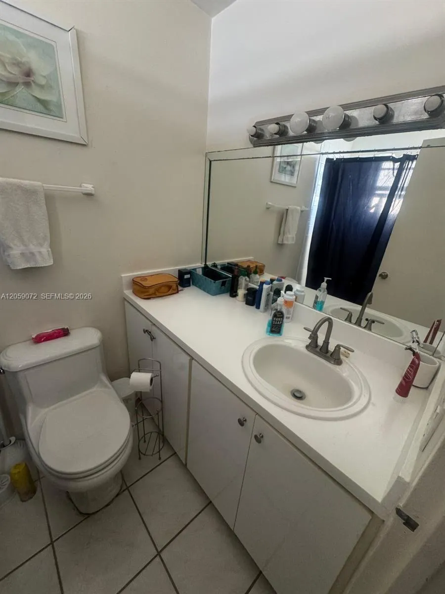 7904 West Dr #1010 North Bay Village, FL 33141