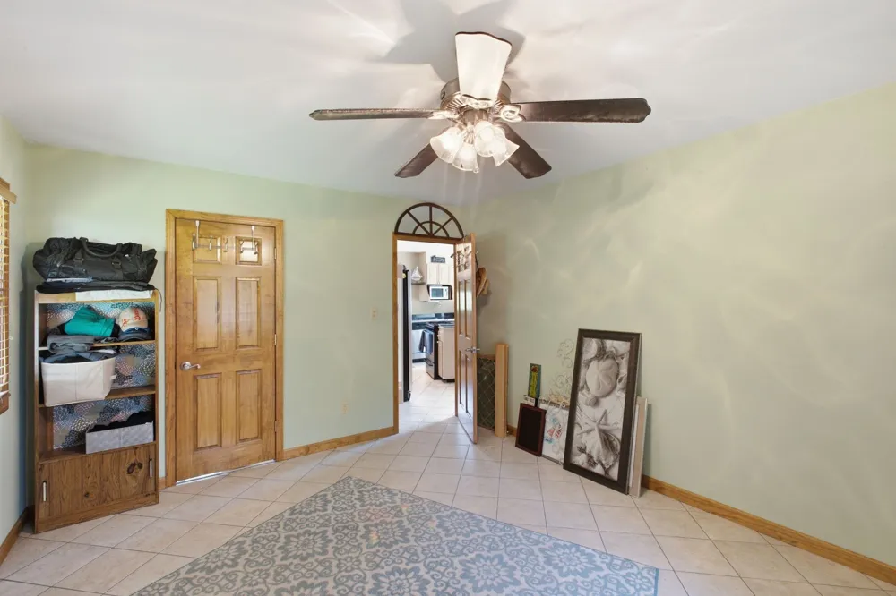 421 Bluff Point Ln Waverly, TN 37185