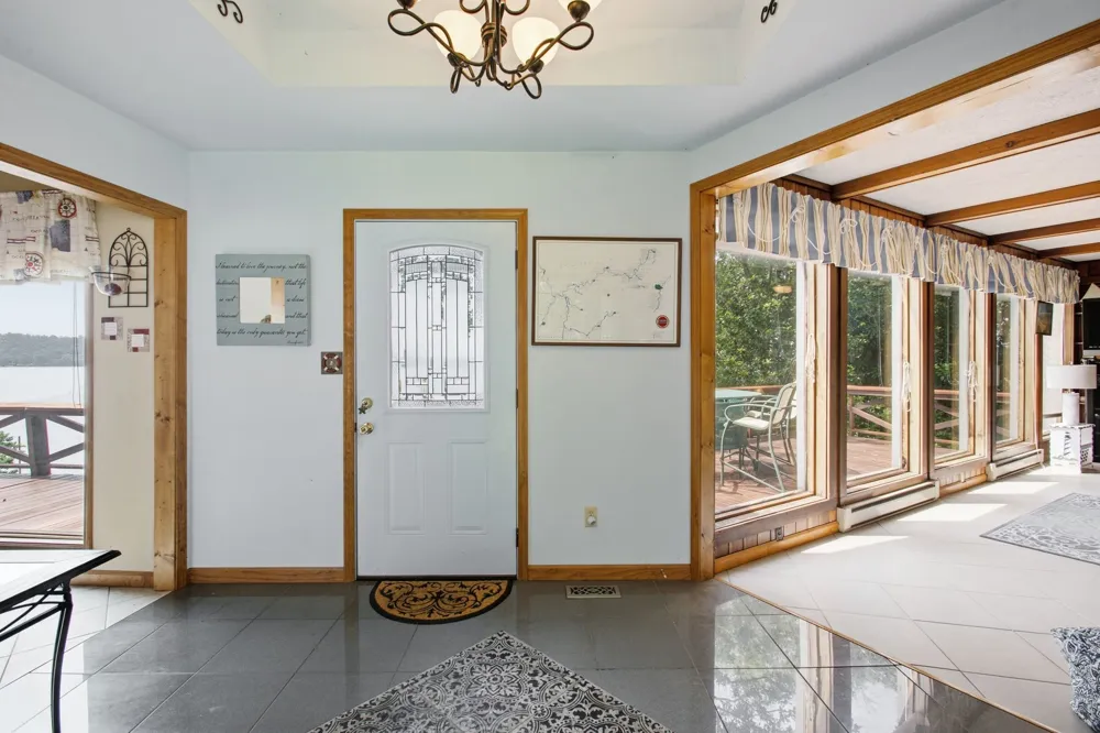 421 Bluff Point Ln Waverly, TN 37185