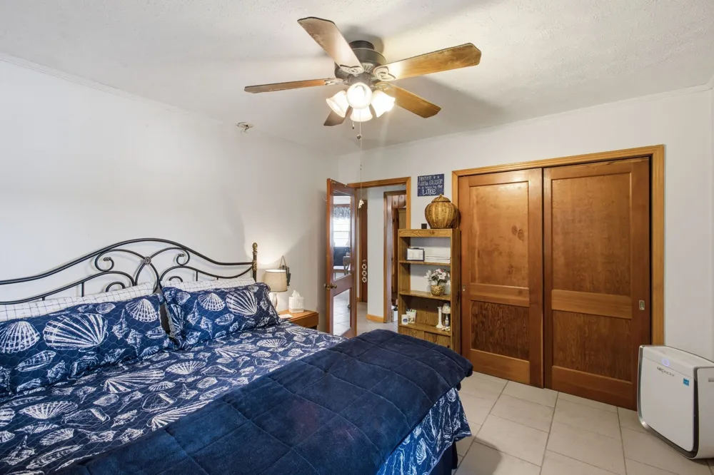 421 Bluff Point Ln Waverly, TN 37185