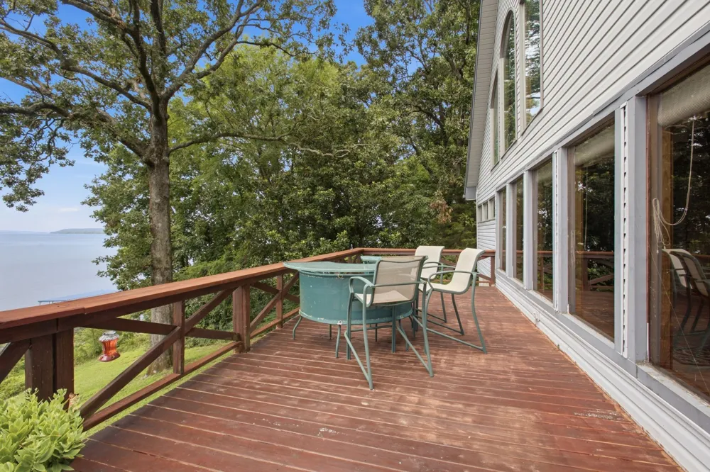 421 Bluff Point Ln Waverly, TN 37185