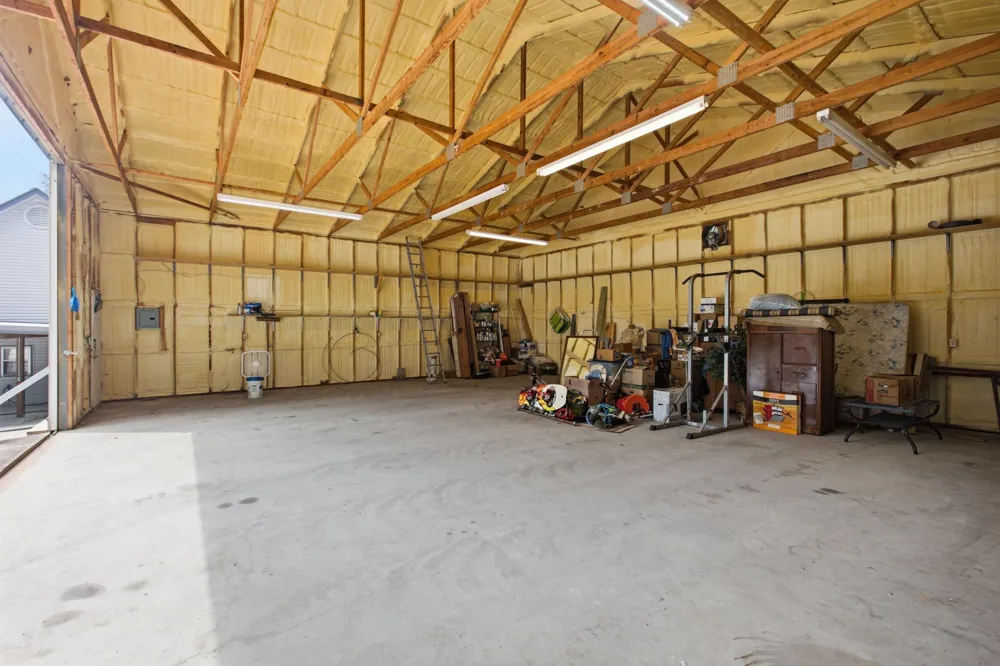 421 Bluff Point Ln Waverly, TN 37185