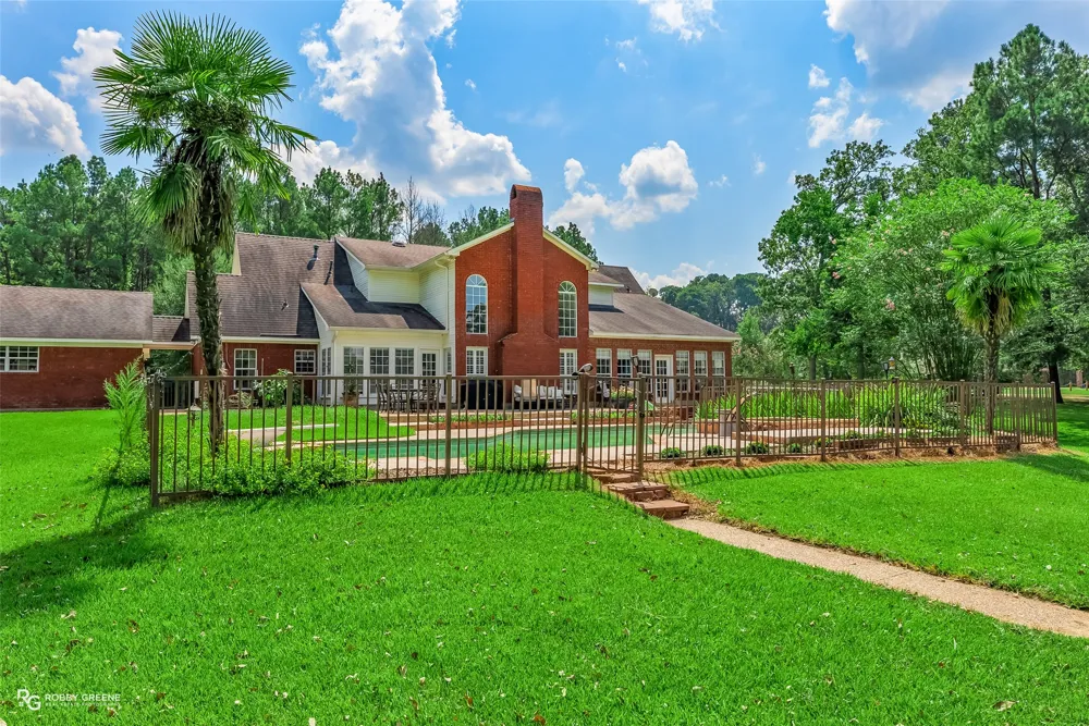 10198 Castanedo Court Keithville, LA 71047