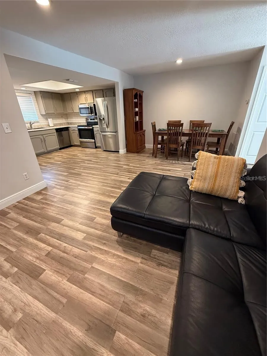 1200 ABBEY CRESCENT LANE Clearwater, FL 33759