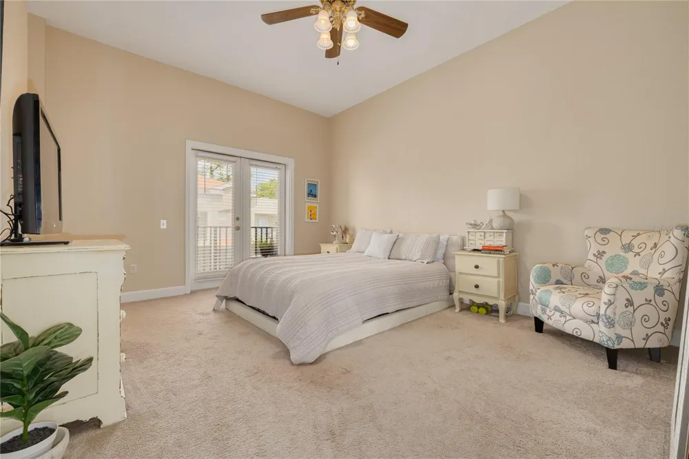 10015 6TH STREET St Petersburg, FL 33702