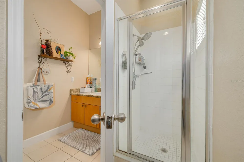 10015 6TH STREET St Petersburg, FL 33702