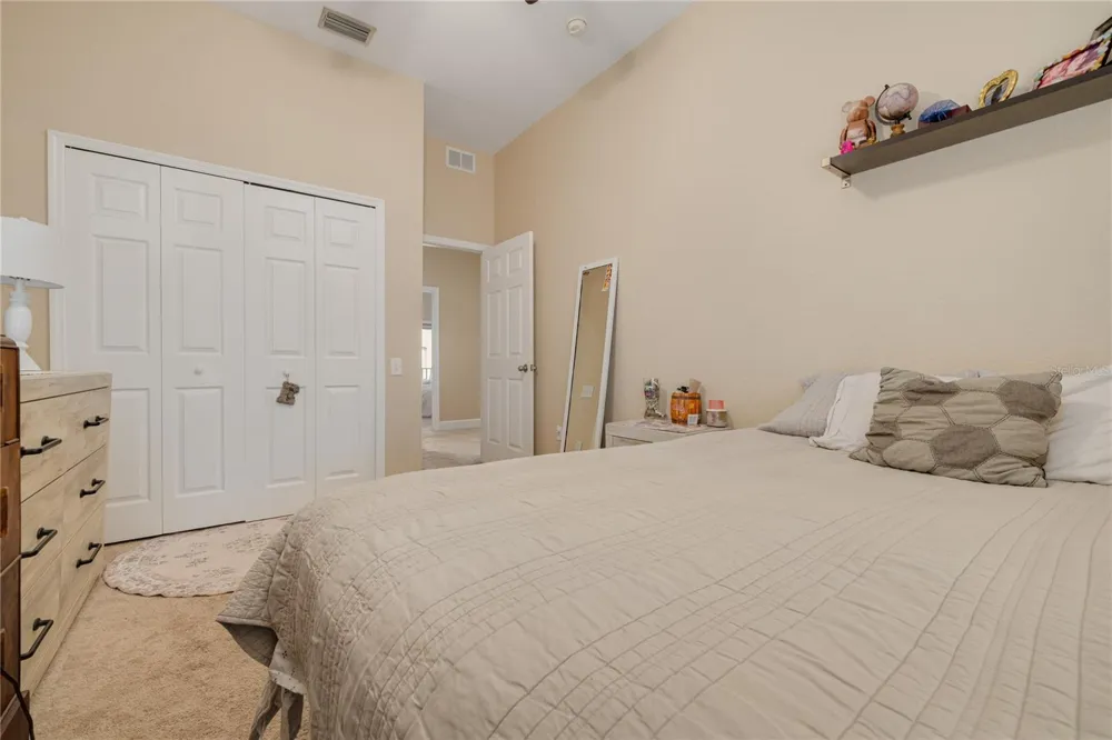 10015 6TH STREET St Petersburg, FL 33702